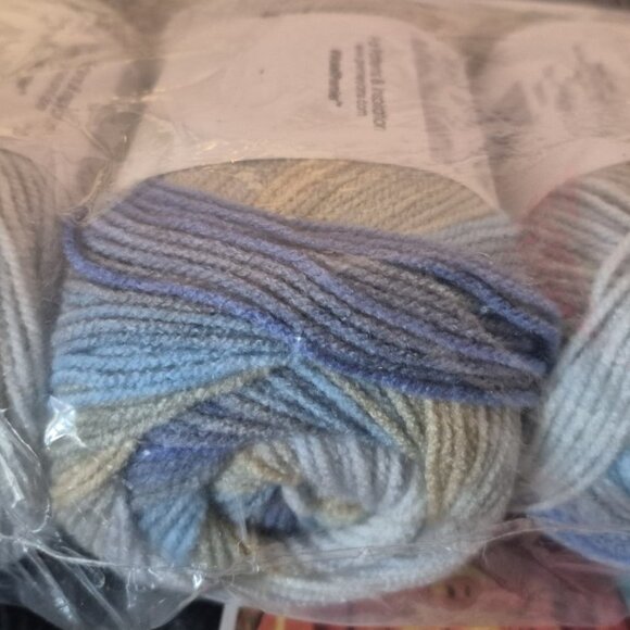 Premier Colorfusion DK Yarn Seaside-New - Picture 2 of 4